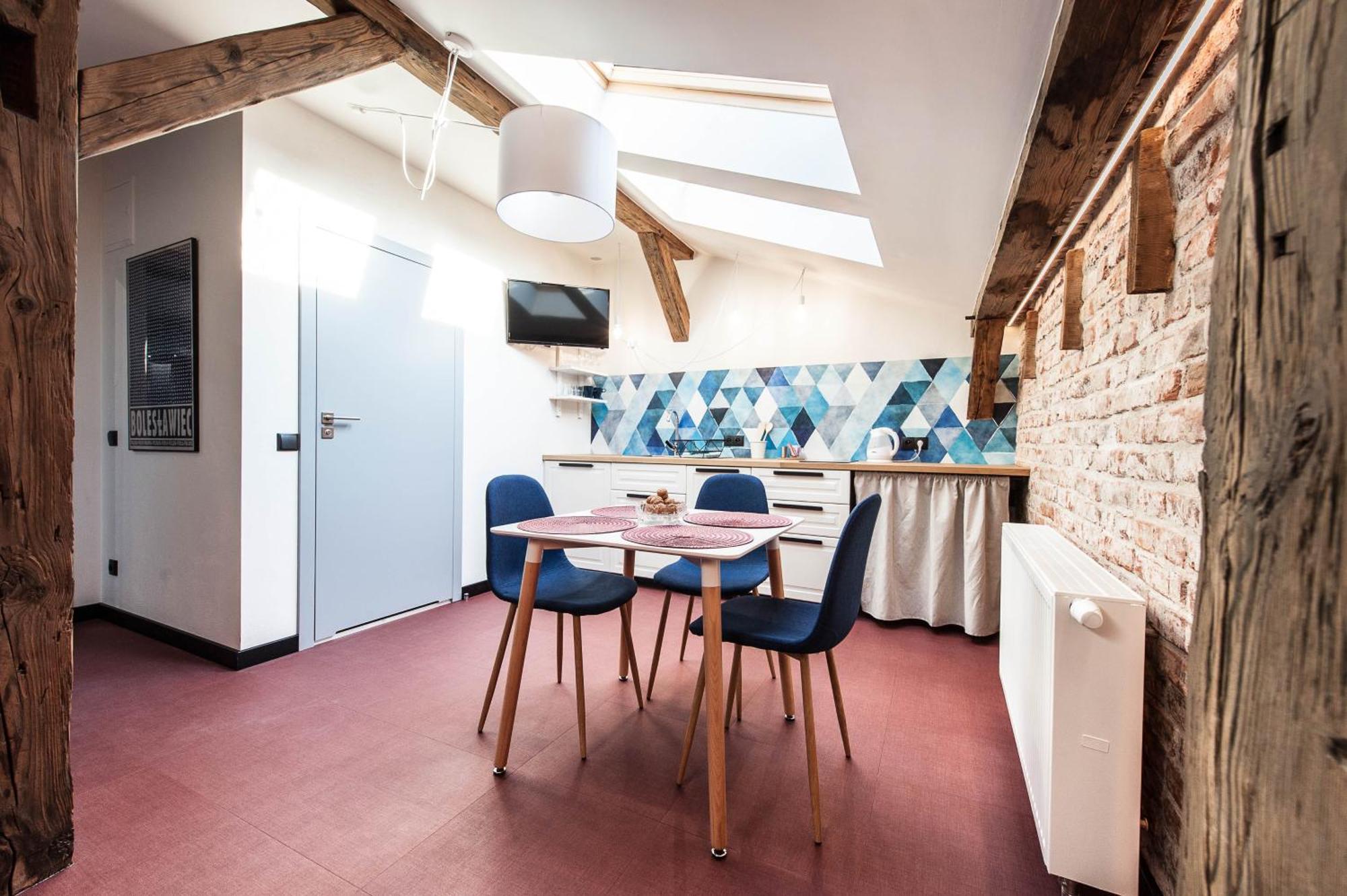 Studio Apartment
